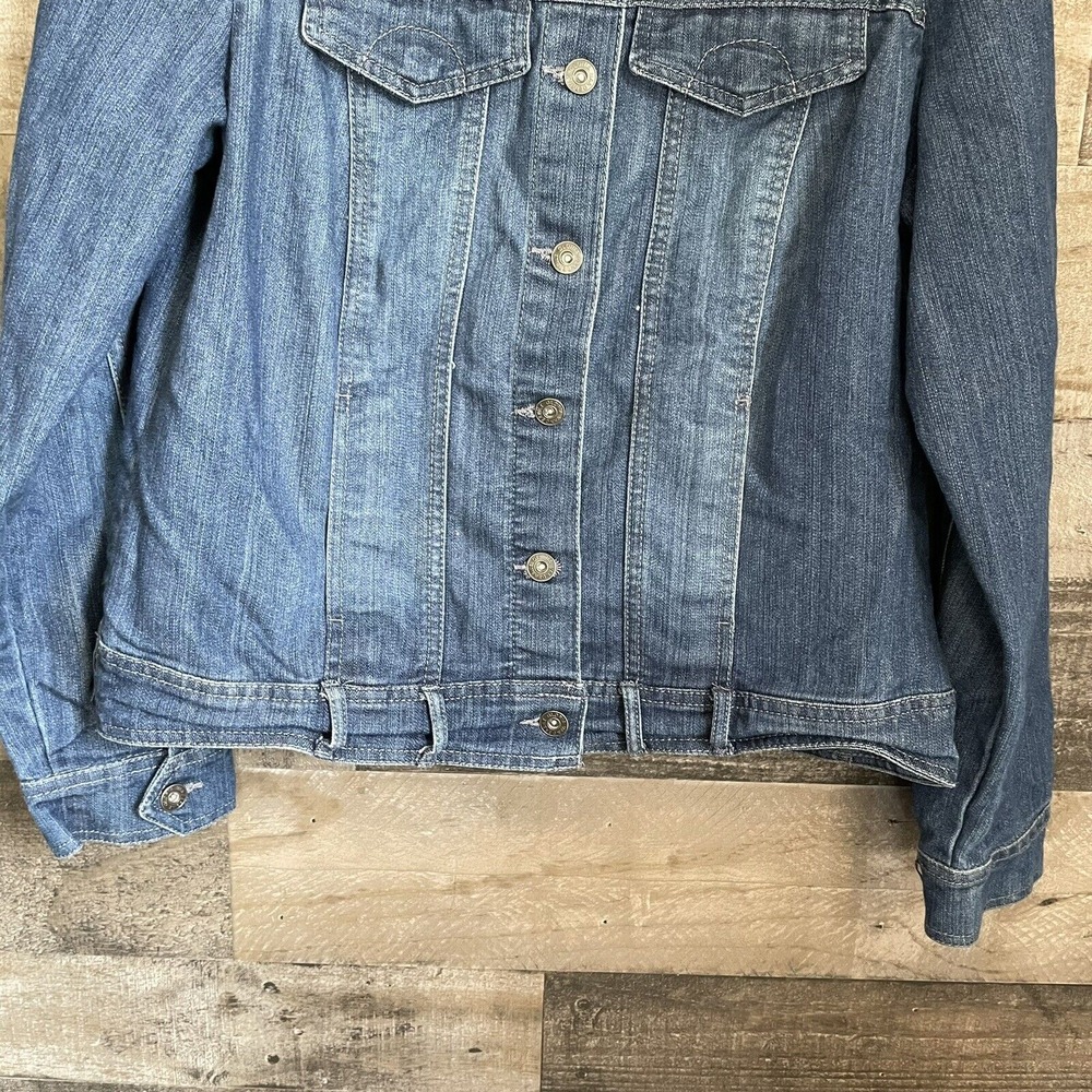 Gloria Vanderbilt Jean Jacket Womens M Blue Distressed Denim Trucker Pockets - Picture 3 of 6